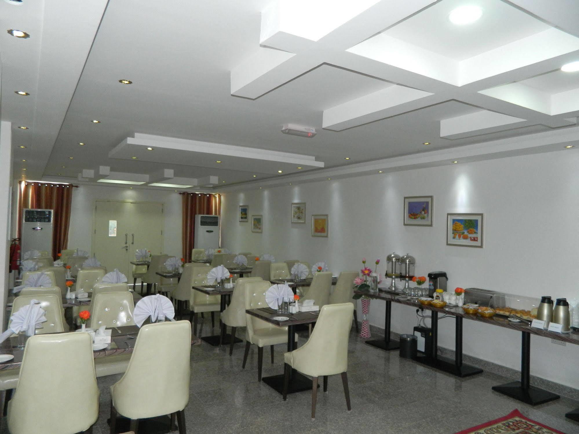 Wanasa Hotel Apartments Muscat Ngoại thất bức ảnh